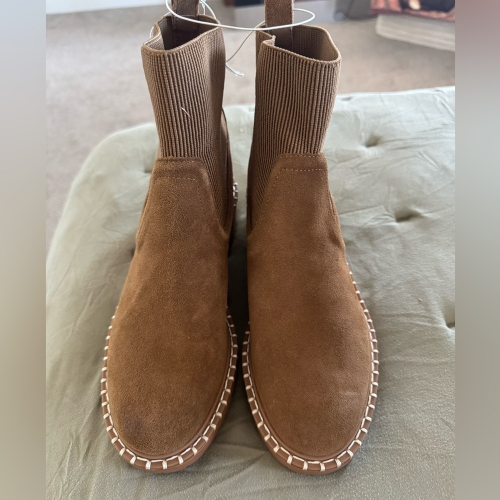 Dolce Vita Ribbed Knit Cognac Suede Ankle Lug Boots